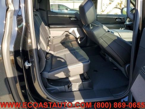 Used 2025 GMC Sierra EV Denali AWD/4WD image 12