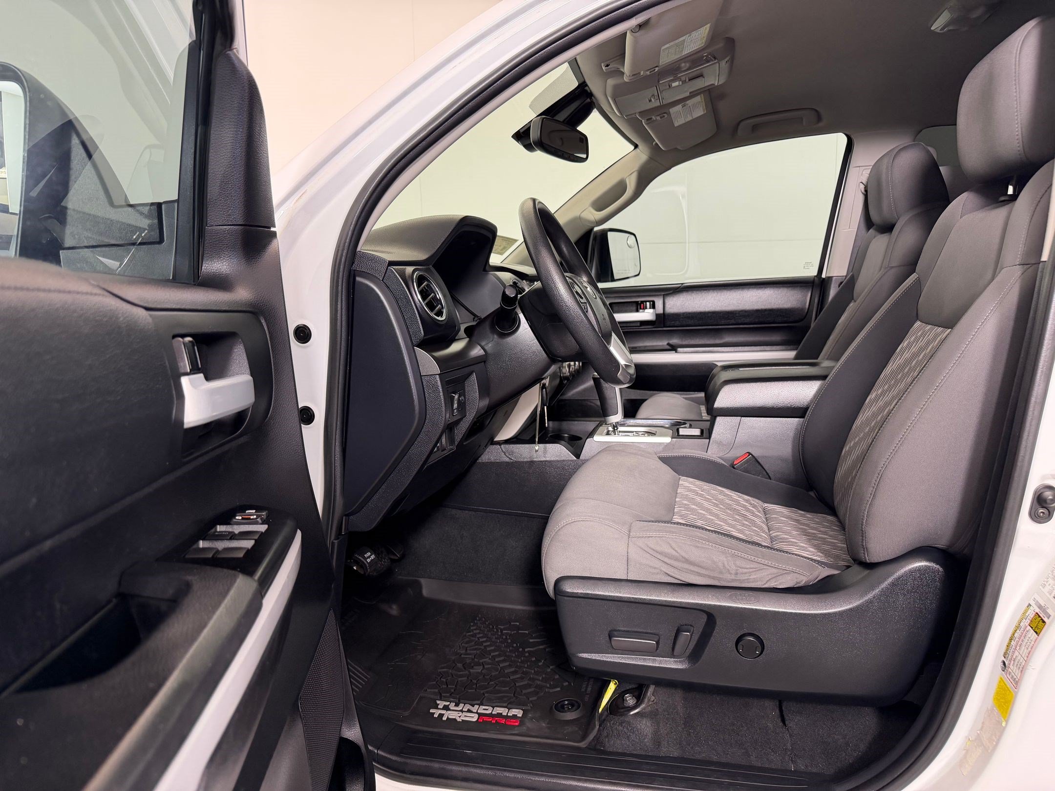 Used 2021 Toyota Tundra SR5 RWD image 5