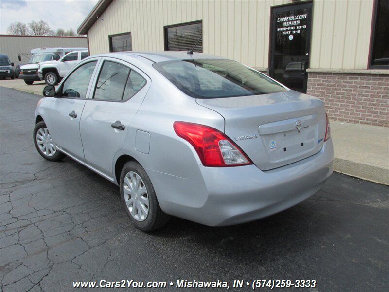Used 2013 Nissan Versa S FWD image 3