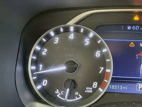 Used 2024 Nissan Frontier SV w/ SV Convenience Package RWD image 13
