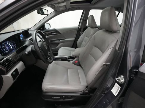 Used 2016 Honda Accord EX-L image 7
