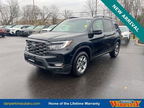 Used 2023 Honda Passport TrailSport image 1