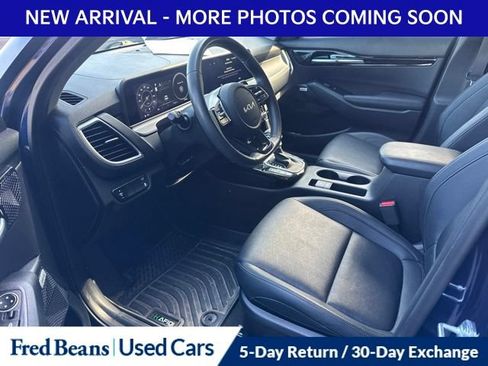 Used 2024 Kia Seltos SX w/ SX Sunroof Package AWD/4WD image 7