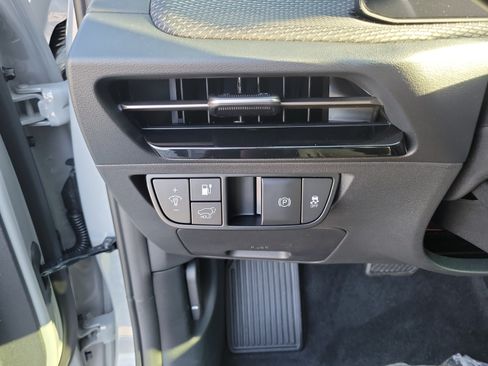 New 2026 Kia EV6 Wind RWD image 25