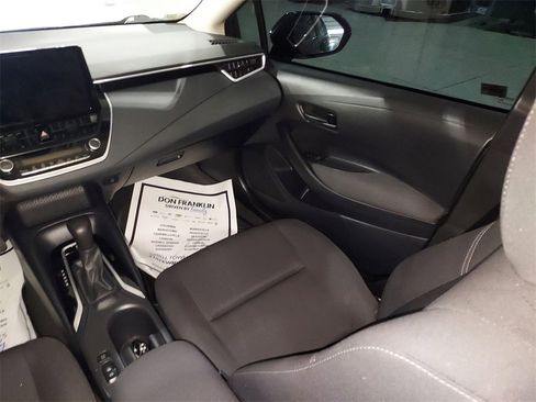 Used 2024 Toyota Corolla LE image 11