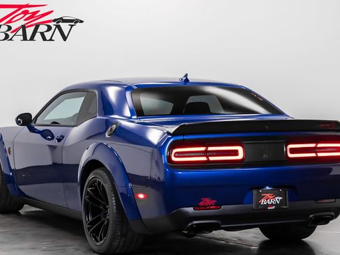 Used 2022 Dodge Challenger SRT Hellcat image 3
