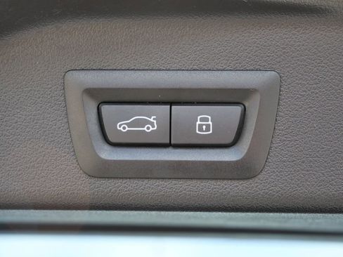 Used 2026 BMW X5 M60i image 27