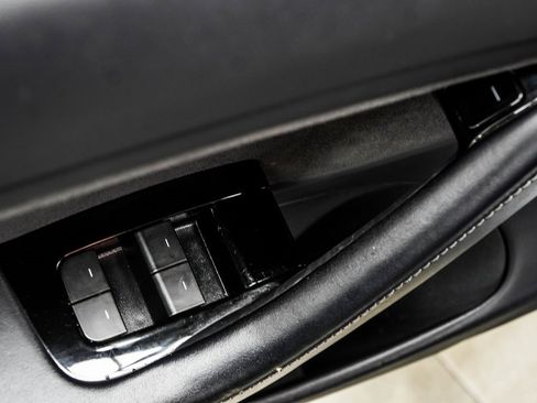 Used 2019 Tesla Model 3 Mid Range image 39