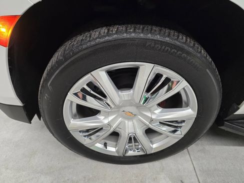 Used 2021 Chevrolet Suburban High Country RWD image 10