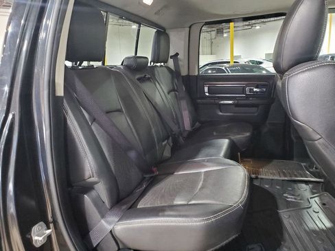 Used 2016 RAM 1500 Laramie w/ Convenience Group image 18