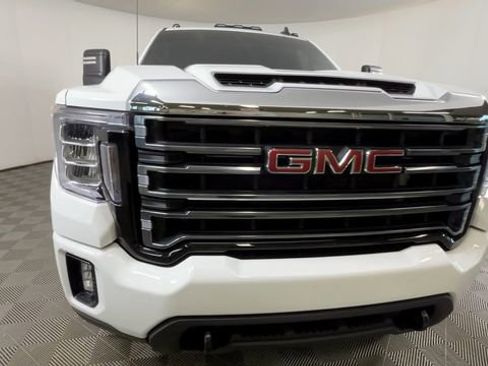Used 2021 GMC Sierra 2500 SLE w/ SLE Value Package; AWD/4WD image 12