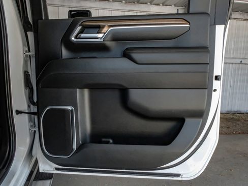 Used 2024 Chevrolet Silverado 3500 LT w/ Convenience Package image 49