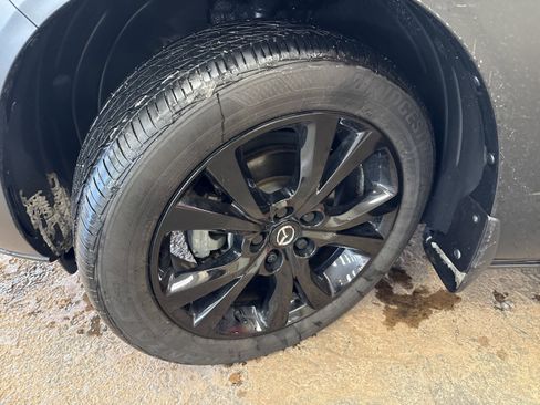 Used 2024 MAZDA CX-30 Carbon image 4