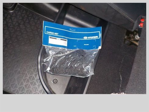 Used 2023 Hyundai Santa Cruz Limited image 33