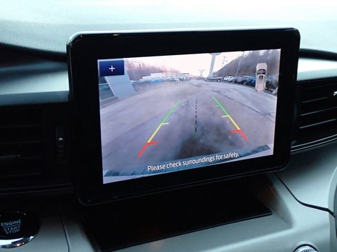 Used 2023 Ford Explorer XLT w/ Class IV Trailer Tow Package image 35