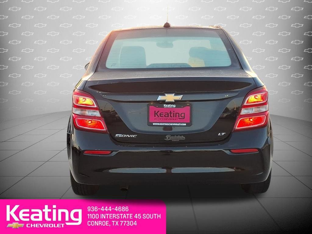 Used 2019 Chevrolet Sonic LT FWD image 8