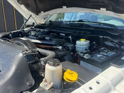 Used 2017 RAM 3500 Tradesman w/ Chrome Appearance Group AWD/4WD image 40