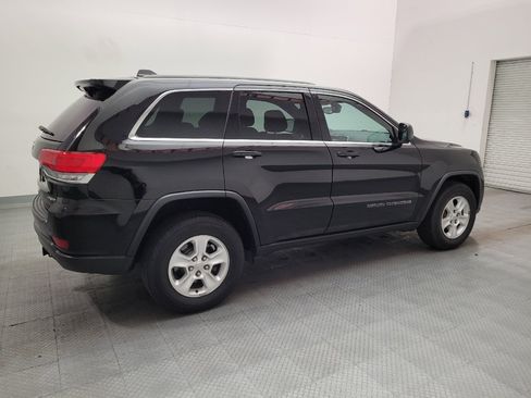 Used 2017 Jeep Grand Cherokee Laredo AWD/4WD image 10