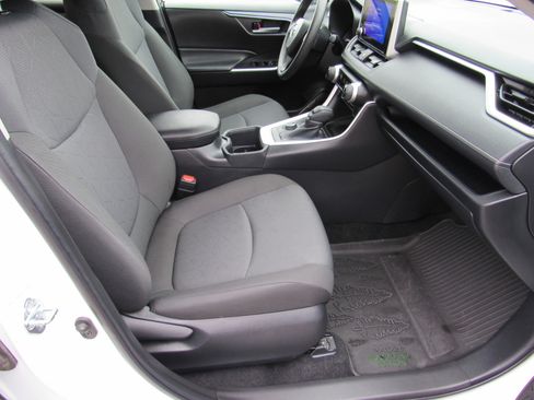 Used 2025 Toyota RAV4 Woodland Edition AWD/4WD image 30