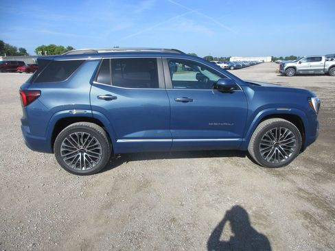New 2026 GMC Terrain Denali AWD/4WD image 3