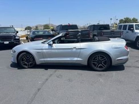 Used 2018 Ford Mustang GT Premium RWD image 8