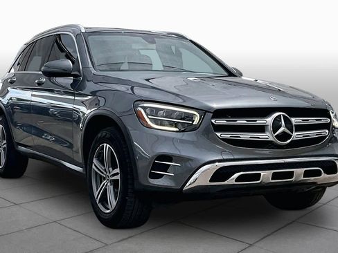 Used 2020 Mercedes-Benz GLC 300 image 3
