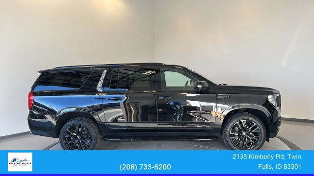 Used 2021 GMC Yukon XL Denali w/ LPO, Illumination Package AWD/4WD image 8