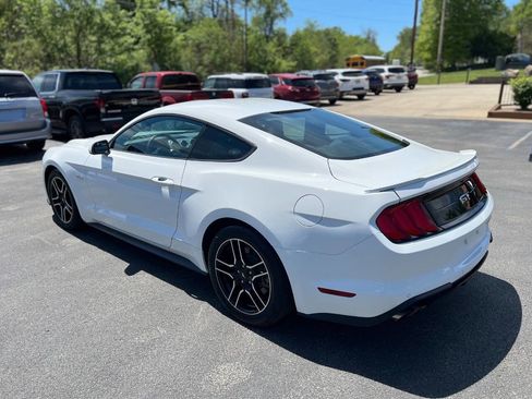 Used 2018 Ford Mustang GT RWD image 7