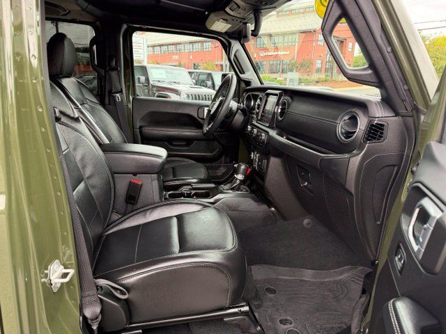 Used 2023 Jeep Wrangler Unlimited Sahara w/ Cold Weather Group AWD/4WD image 23
