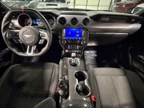 Used 2020 Ford Mustang GT RWD image 2