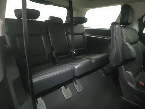 Used 2025 Ford Expedition Platinum AWD/4WD image 10