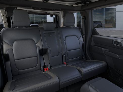 New 2026 Ford Bronco Outer Banks AWD/4WD image 11