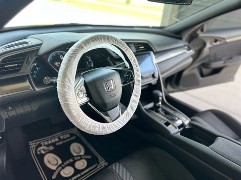 Used 2017 Honda Civic EX image 7