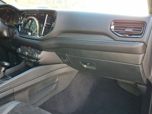 Used 2022 Dodge Durango GT image 12