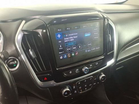 Used 2020 Chevrolet Traverse LT w/ LPO, Floor Liner Package image 19