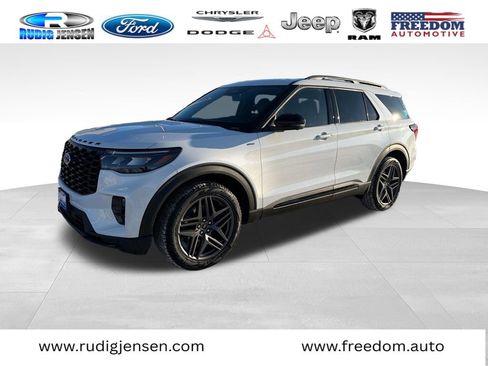 New 2026 Ford Explorer ST-Line w/ ST-Line Street Pack image 8