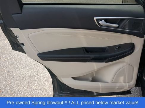 Used 2024 Ford Edge Titanium AWD/4WD image 35