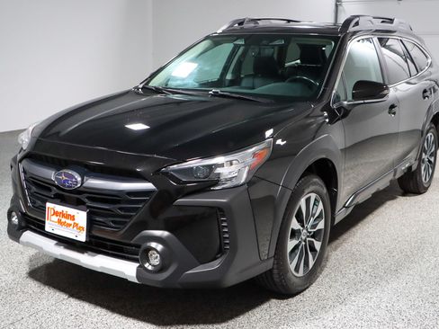 Used 2023 Subaru Outback Limited AWD/4WD image 32