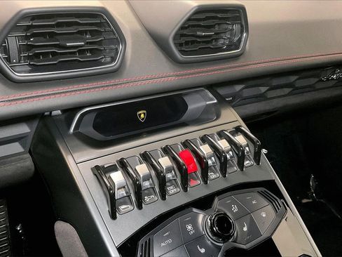 Used 2017 Lamborghini Huracan LP 580-2 image 33