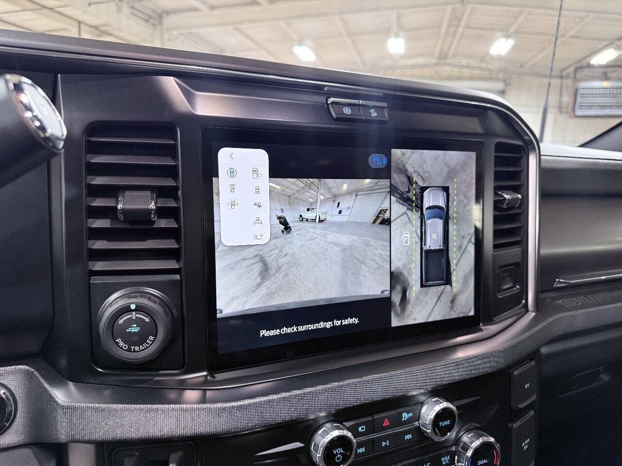 Used 2026 Ford F450 Platinum w/ FX4 Off-Road Package AWD/4WD image 63