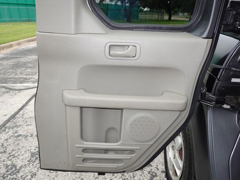 Used 2011 Honda Element LX image 23