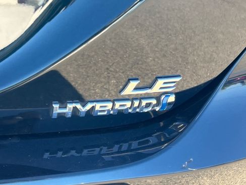 Used 2021 Toyota Camry LE FWD image 21