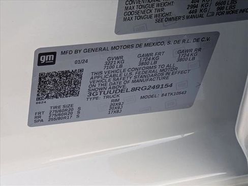 Used 2024 GMC Sierra 1500 SLT w/ SLT Premium Plus Package image 24