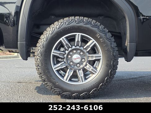 Used 2026 GMC Sierra 1500 AT4 w/ AT4 Premium Package AWD/4WD image 47