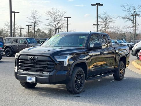 Used 2023 Toyota Tundra SR5 image 3