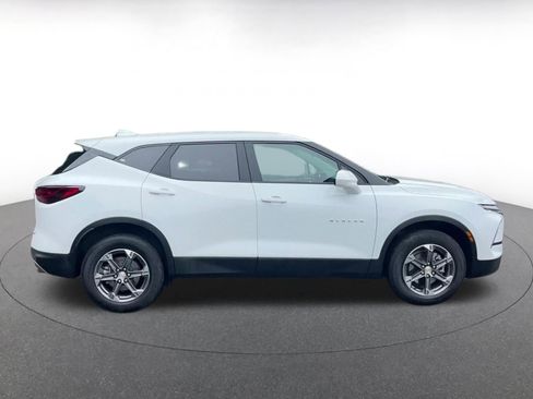 Used 2025 Chevrolet Blazer LT FWD image 16