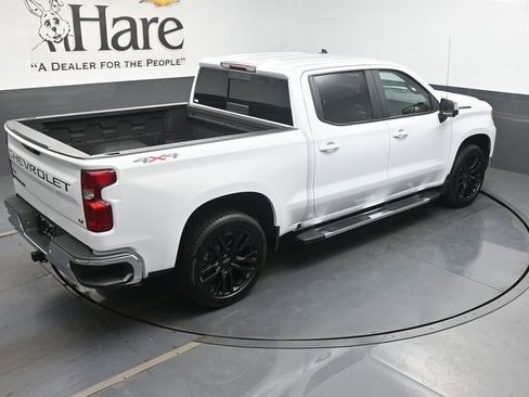 Used 2025 Chevrolet Silverado 1500 LT w/ Safety Package AWD/4WD image 39