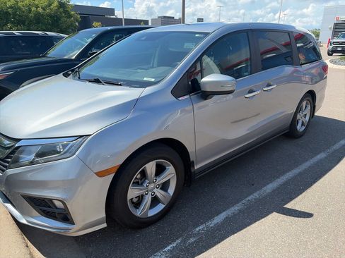 Used 2019 Honda Odyssey EX-L image 3
