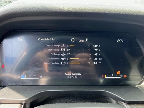 Used 2023 Jeep Grand Cherokee Limited AWD/4WD image 19