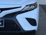 Used 2019 Toyota Camry SE image 5